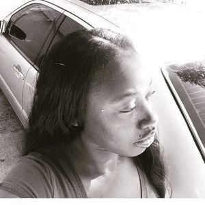 Meet your Posher, Monalisa